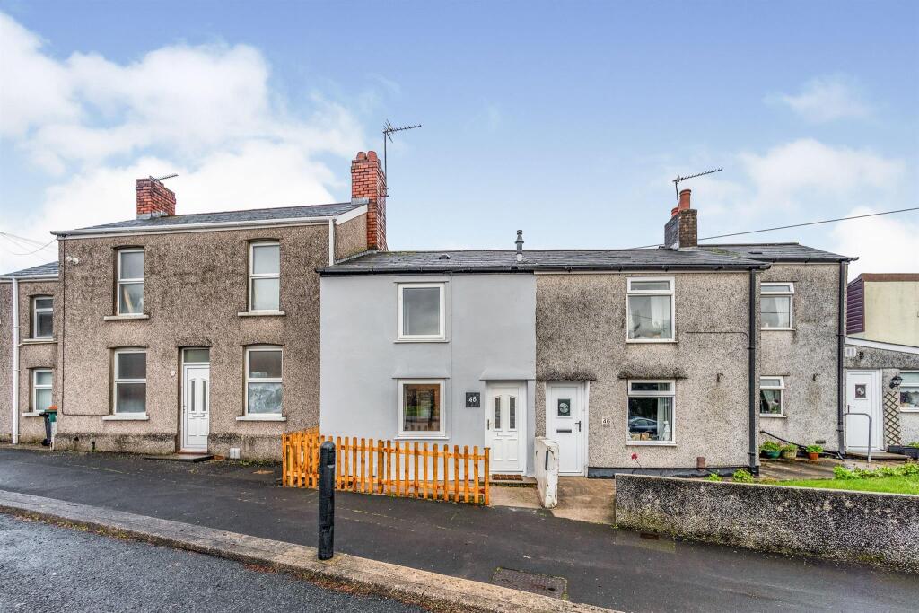 1 bed Mid Terraced House for rent in Rogerstone. From Peter Alan - Newport 1 bed Mid Terraced House for rent in Rogerstone. From Peter Alan - Newport
