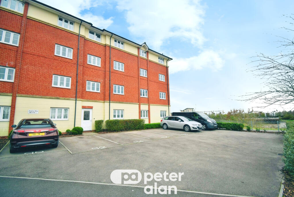 2 bed 1st Floor Flat for rent in Newport. From Peter Alan - Newport
