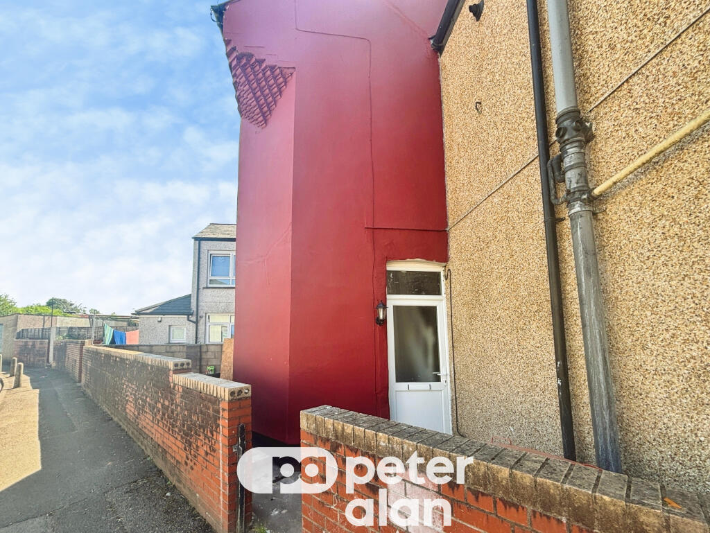 2 bed End of Terrace for rent in Newport. From Peter Alan - Newport