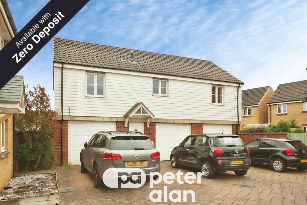 2 bed 1st Floor Flat for rent in Broadstreet Common. From Peter Alan - Newport