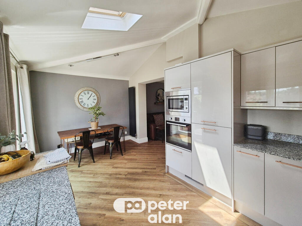 3 bed Mid Terraced House for rent in Caerleon. From Peter Alan - Newport 3 bed Mid Terraced House for rent in Caerleon. From Peter Alan - Newport
