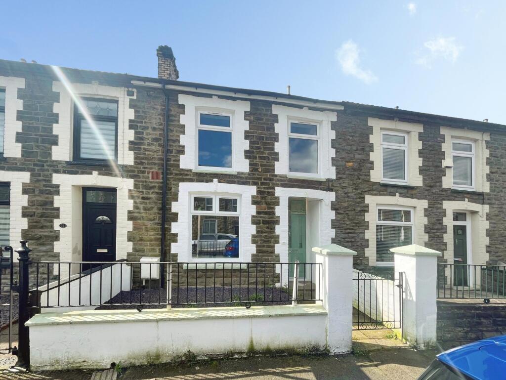 3 bed Detached for rent in Rhondda. From Peter Alan - Pontypridd 3 bed Detached for rent in Rhondda. From Peter Alan - Pontypridd