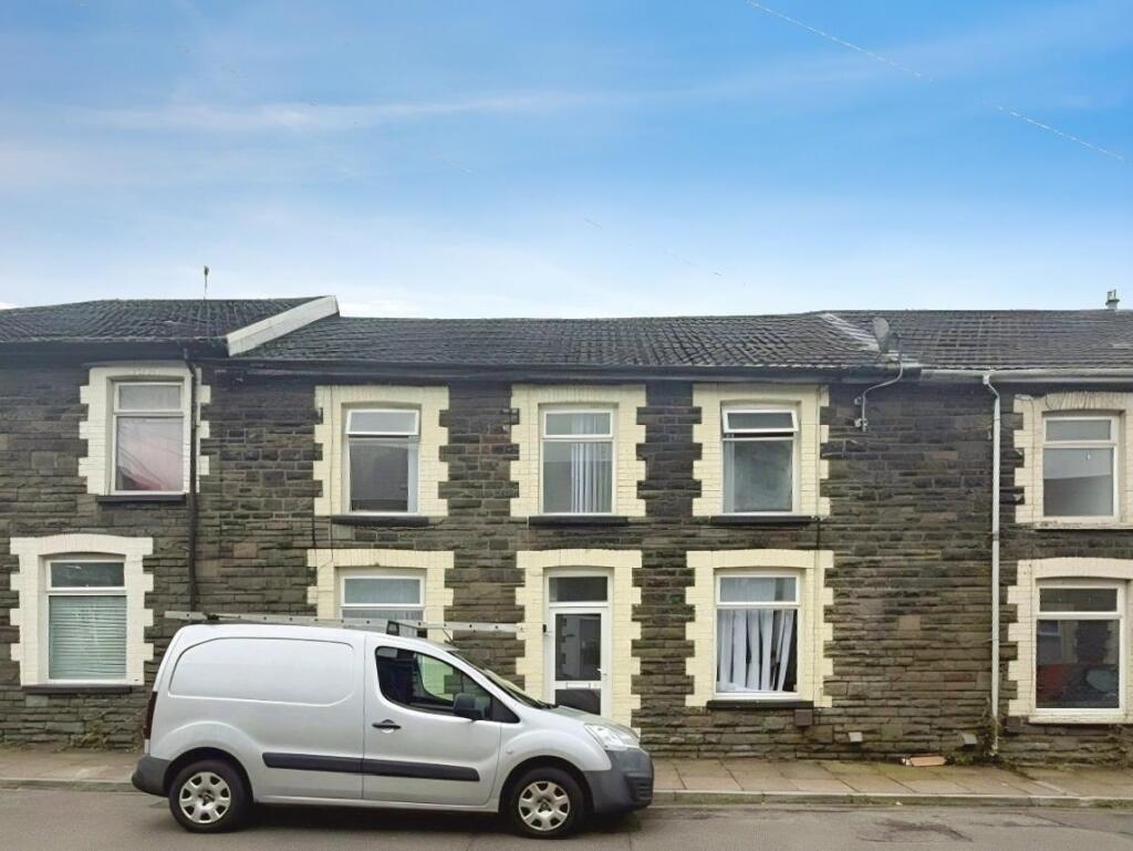 3 bed Detached for rent in . From Peter Alan - Pontypridd 3 bed Detached for rent in . From Peter Alan - Pontypridd