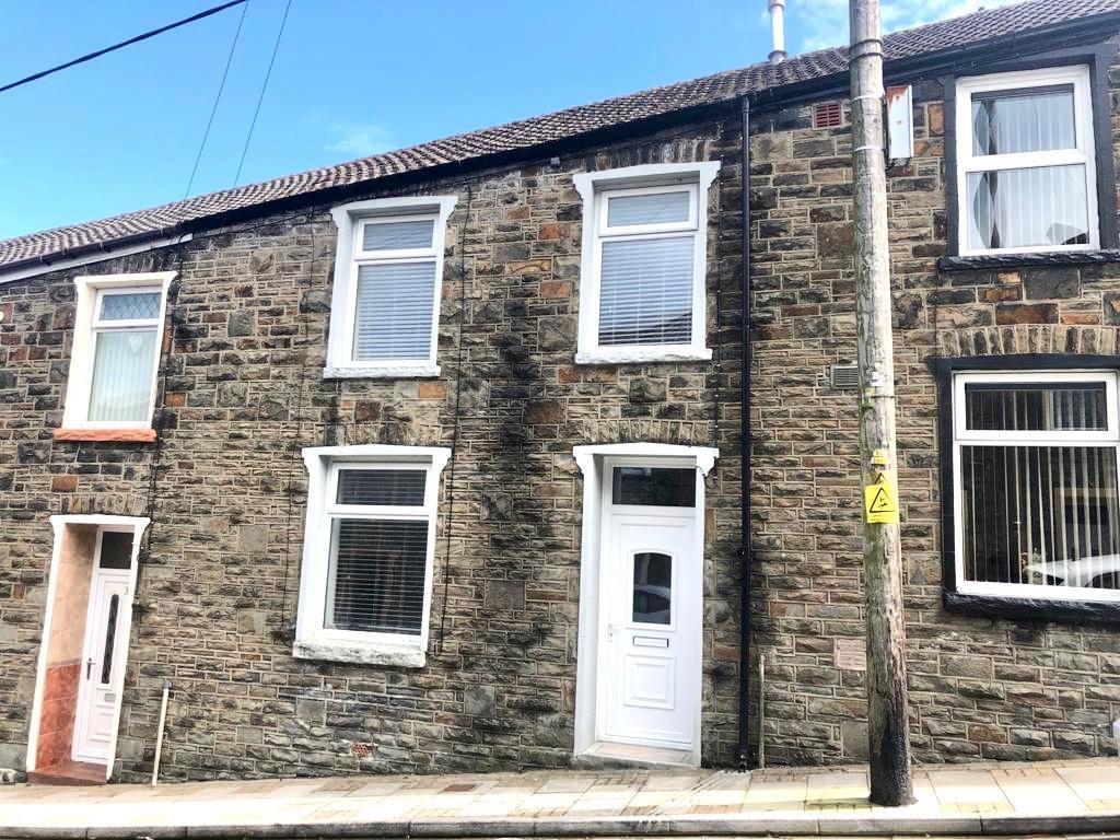 3 bed Detached for rent in Aberpennar. From Peter Alan - Pontypridd 3 bed Detached for rent in Aberpennar. From Peter Alan - Pontypridd