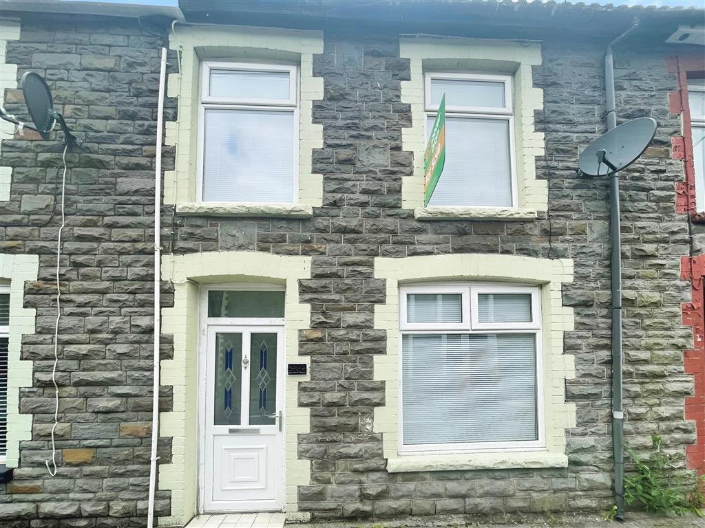 3 bed Detached for rent in Tonypandy. From Peter Alan - Pontypridd 3 bed Detached for rent in Tonypandy. From Peter Alan - Pontypridd
