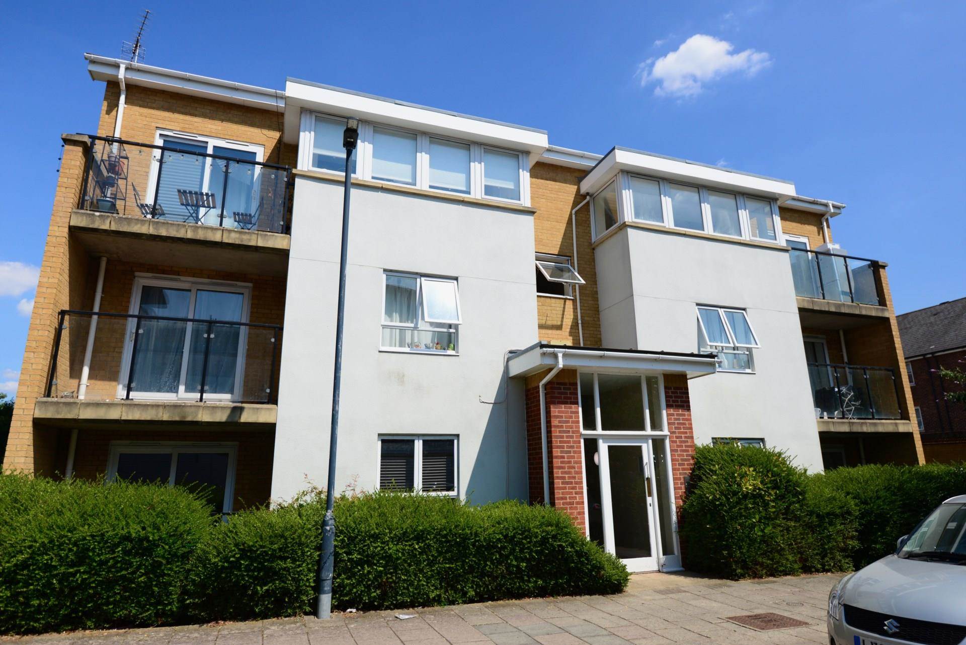 2 bed Apartment for rent in Woolwich. From Redwood Estates - Royal Arsenal