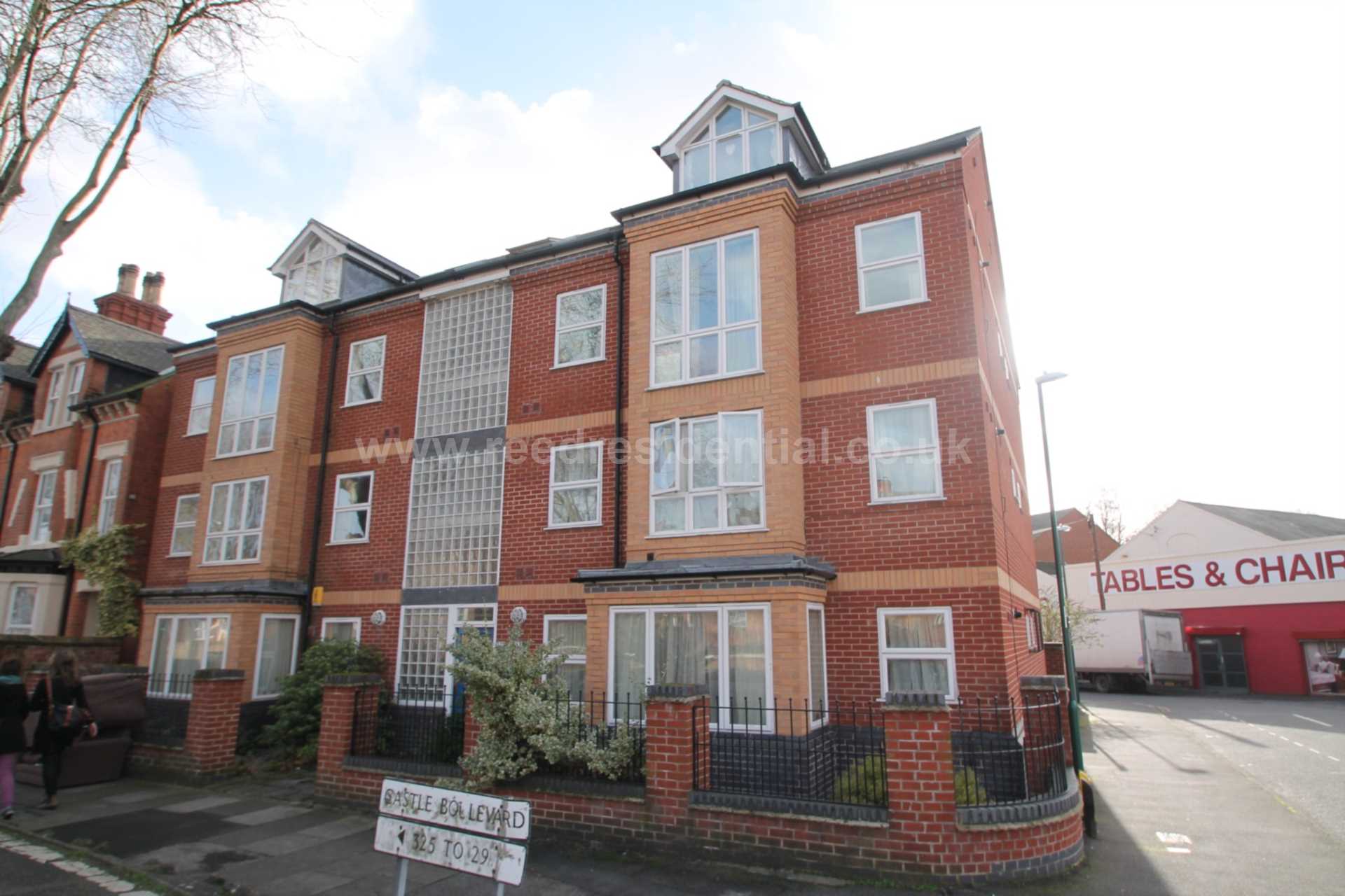 4 bed Apartment for rent in Nottingham. From Reed Residential - Westcliff on Sea