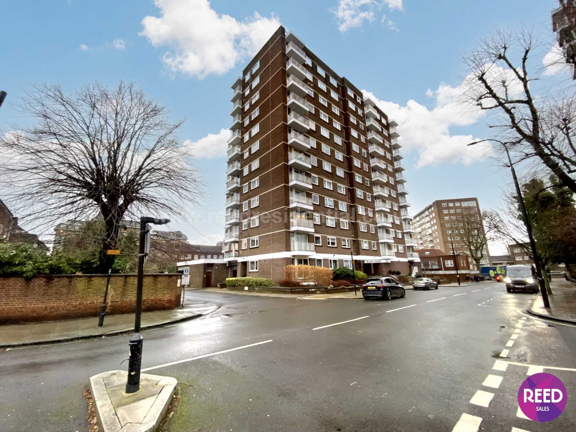 3 bed Flat for rent in London. From Reed Residential - Westcliff on Sea
