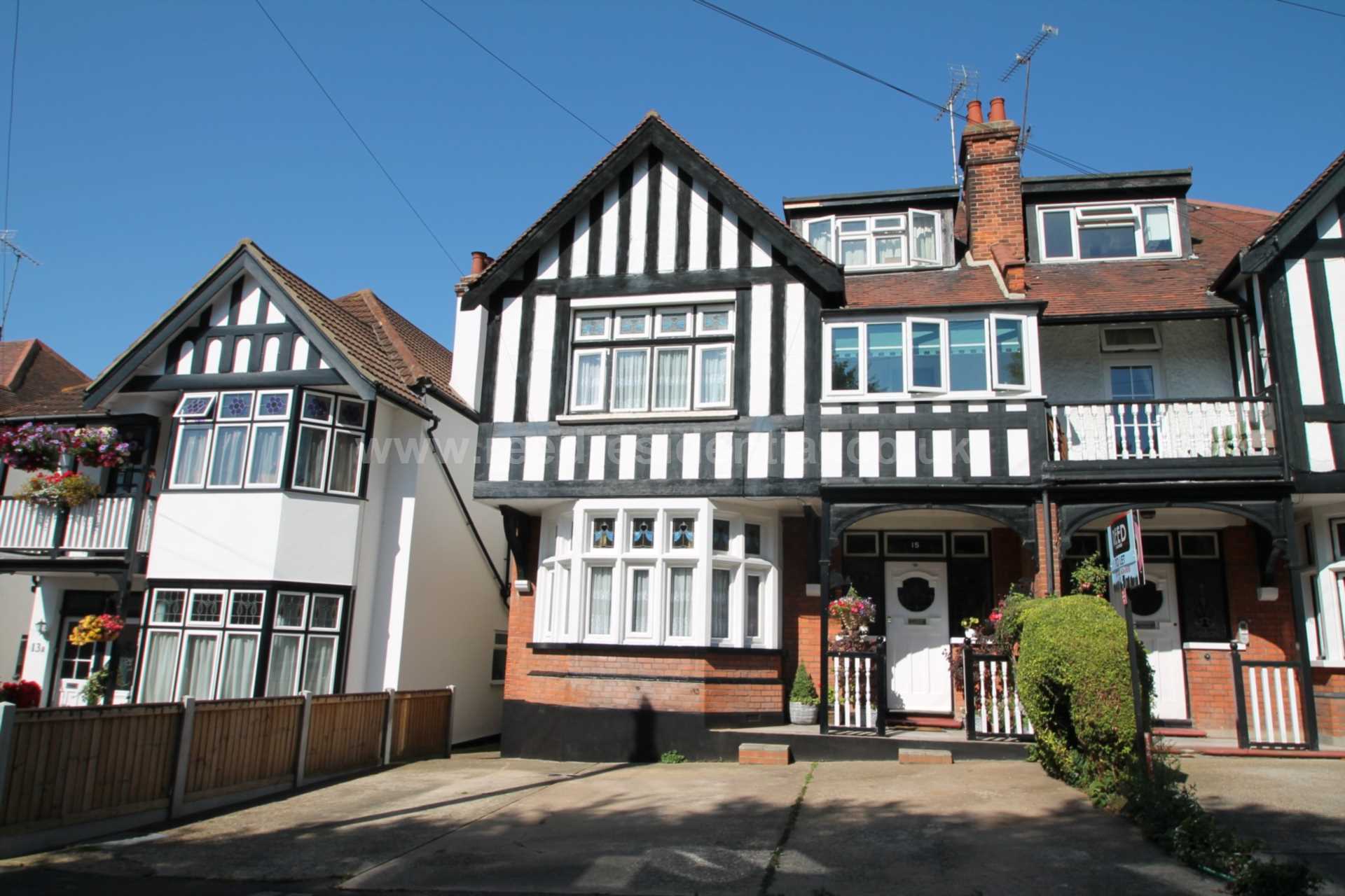 1 bed 1st Floor Flat for rent in Westcliff On Sea. From Reed Residential - Westcliff on Sea