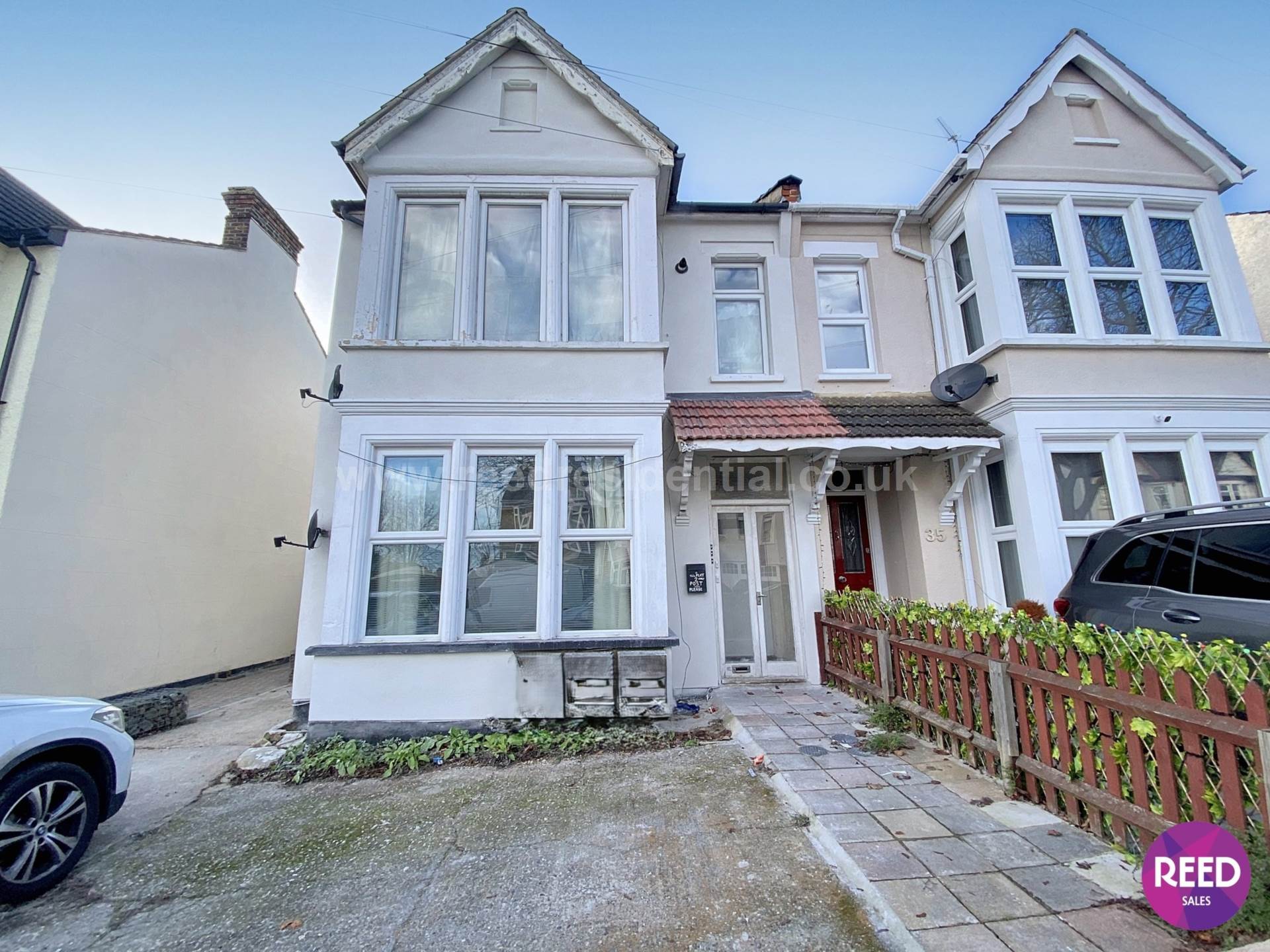 1 bed 1st Floor Flat for rent in Southend On Sea. From Reed Residential - Westcliff on Sea