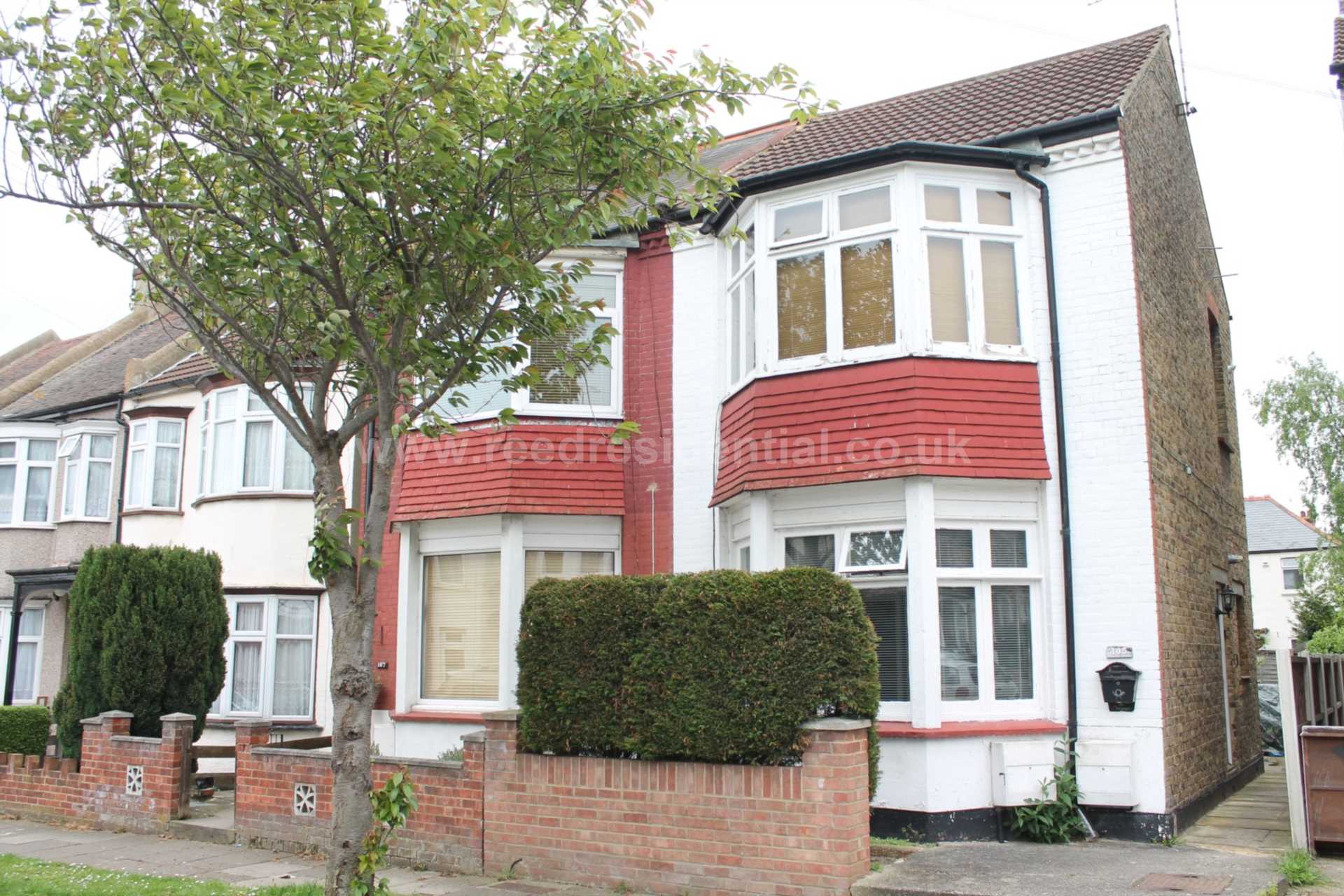 1 bed 1st Floor Flat for rent in Westcliff On Sea. From Reed Residential - Westcliff on Sea