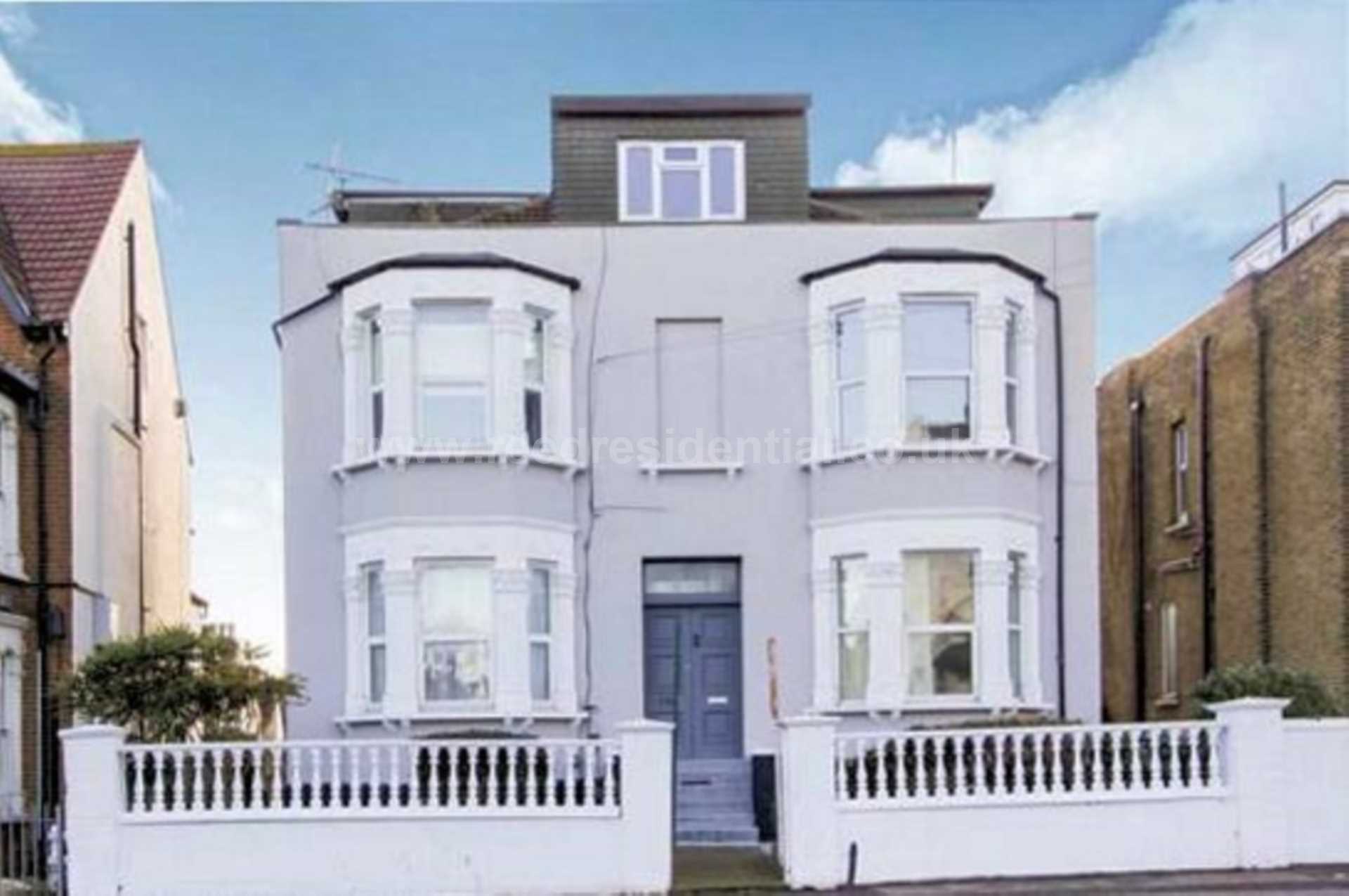4 bed 1st Floor Flat for rent in Southend On Sea. From Reed Residential - Westcliff on Sea