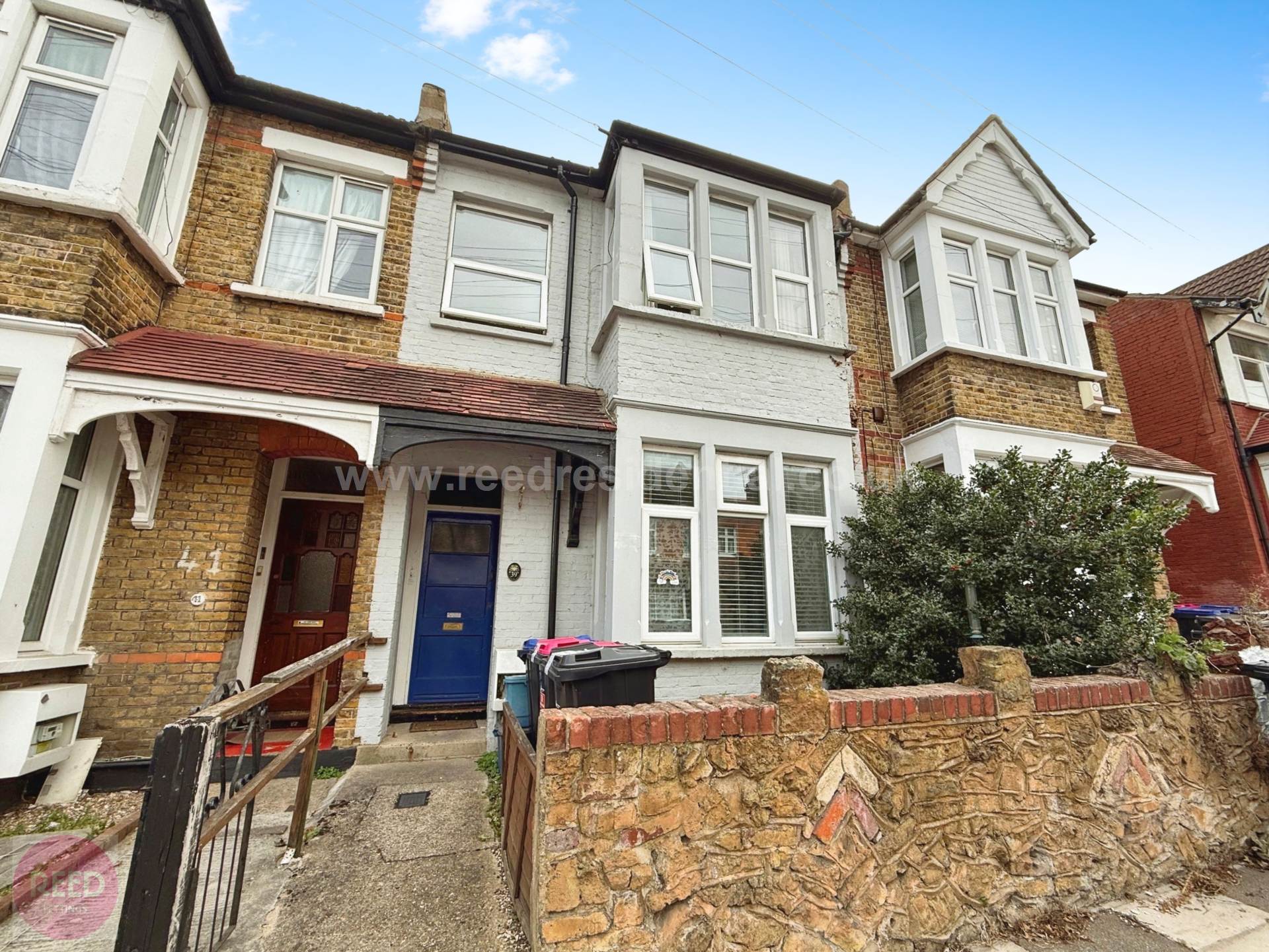 2 bed 1st Floor Flat for rent in Westcliff On Sea. From Reed Residential - Westcliff on Sea