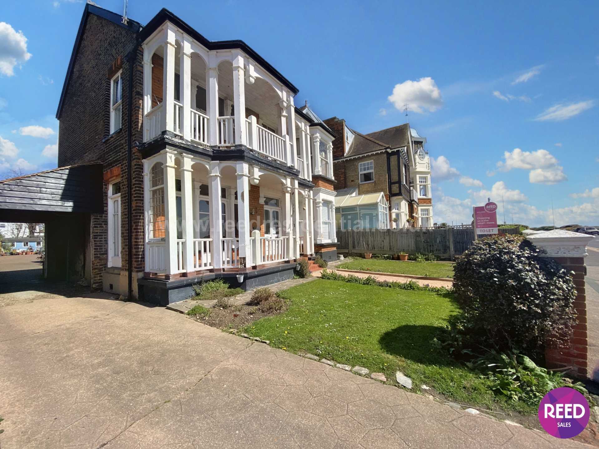 2 bed Apartment for rent in Southend-on-Sea. From Reed Residential - Westcliff on Sea