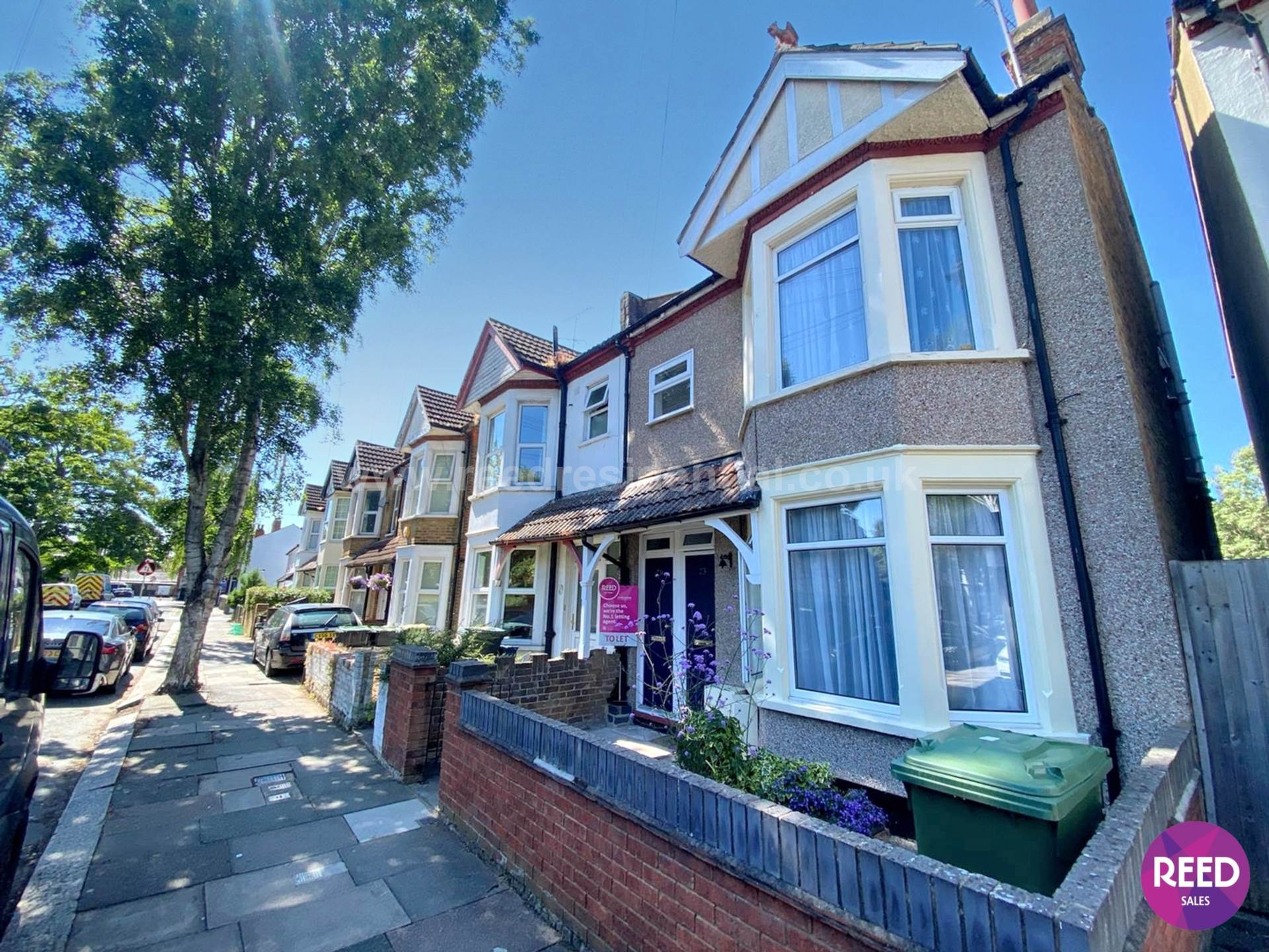 2 bed 1st Floor Flat for rent in Southend On Sea. From Reed Residential - Westcliff on Sea