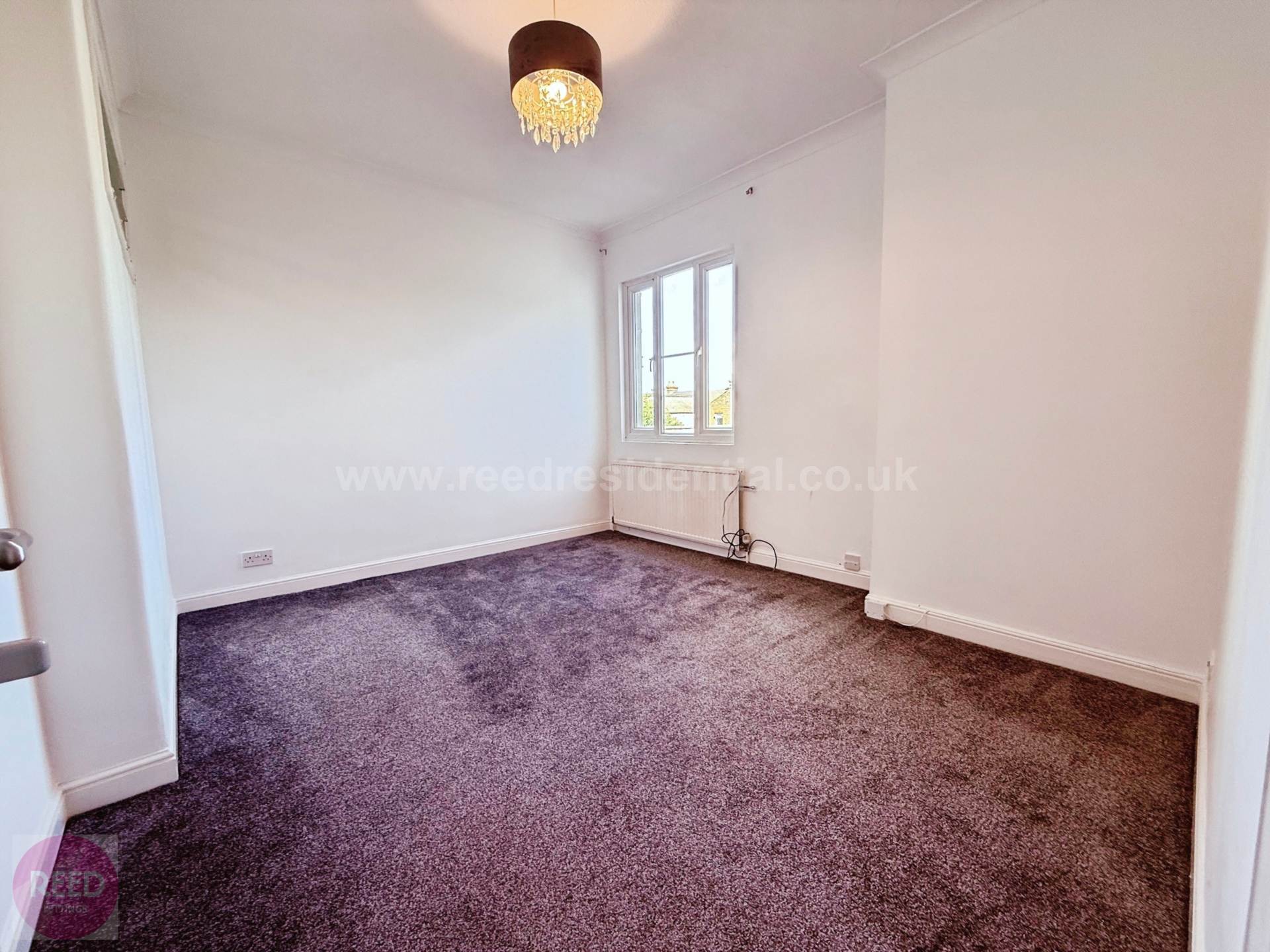 2 bed 1st Floor Flat for rent in Westcliff On Sea. From Reed Residential - Westcliff on Sea