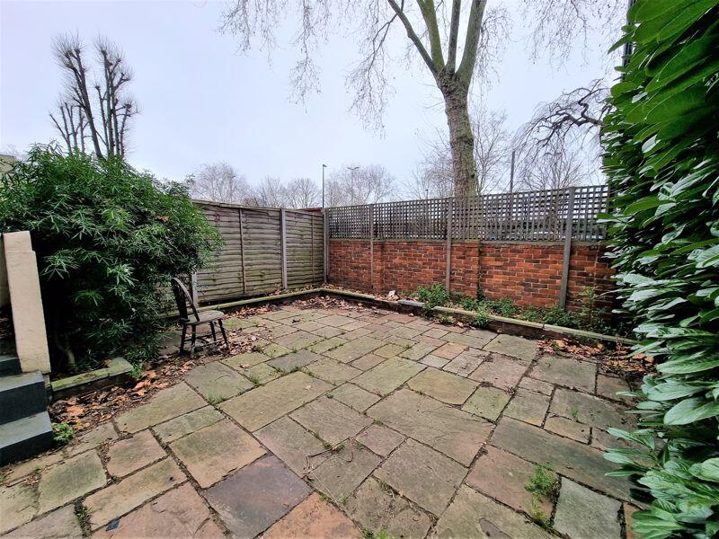 3 bed 1st Floor Flat for rent in London. From Relocators 3 bed 1st Floor Flat for rent in London. From Relocators