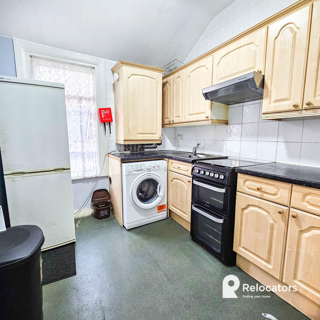 2 bed 1st Floor Flat for rent in Wanstead. From Relocators