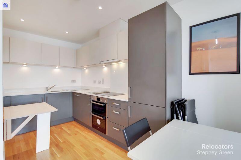 4 bed Apartment for rent in Stepney. From Relocators