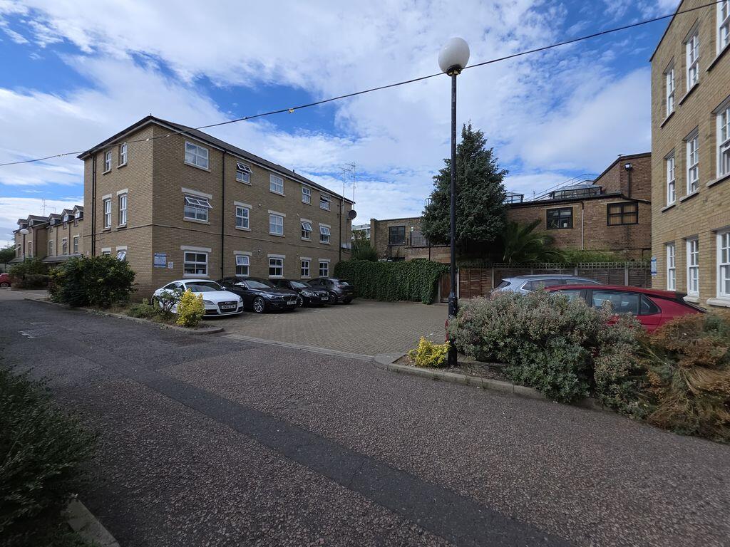 1 bed Apartment for rent in Stepney. From Relocators 1 bed Apartment for rent in Stepney. From Relocators