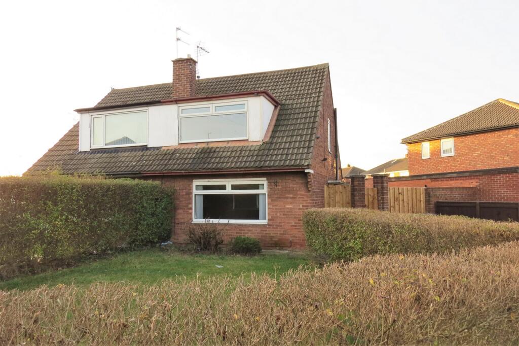3 bed Semi Detached for rent in Redcar. From Redcar Letting & Sales company ltd - Redcar 3 bed Semi Detached for rent in Redcar. From Redcar Letting & Sales company ltd - Redcar