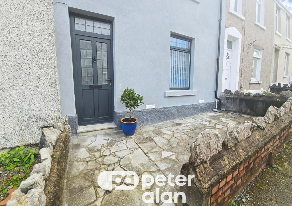 2 bed Detached for rent in Waunarlwydd. From Peter Alan - Swansea