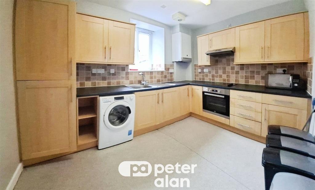3 bed Apartment for rent in Swansea. From Peter Alan - Swansea