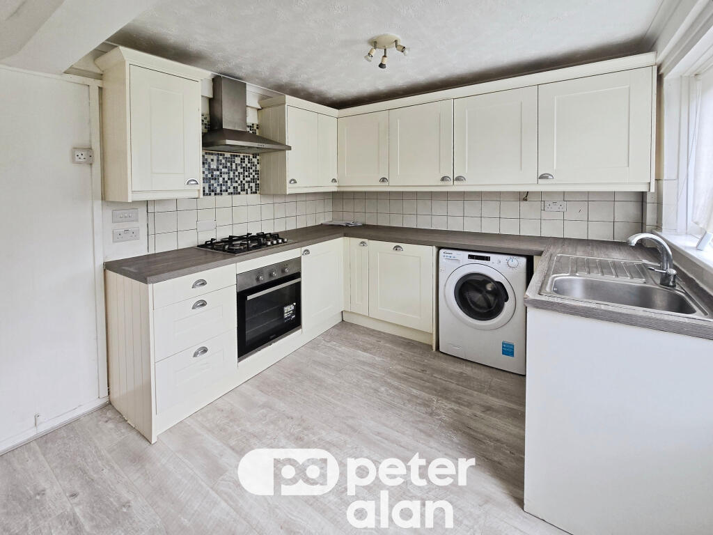 3 bed Detached for rent in Waunarlwydd. From Peter Alan - Swansea 3 bed Detached for rent in Waunarlwydd. From Peter Alan - Swansea