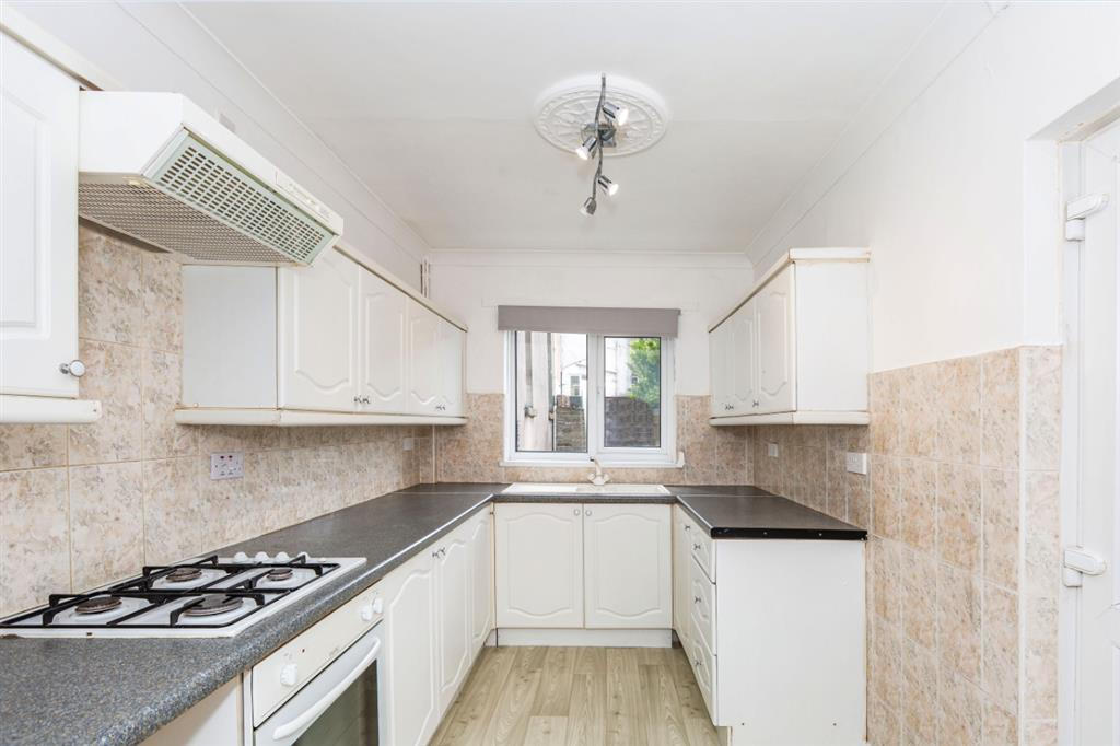 3 bed End of Terrace for rent in Swansea. From Peter Alan - Swansea