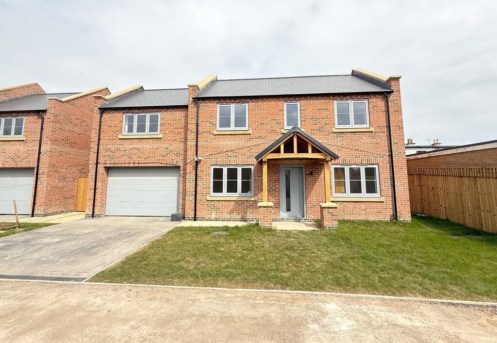 5 bed Detached for rent in Nottingham. From Richard Watkinson & Partners - Newark