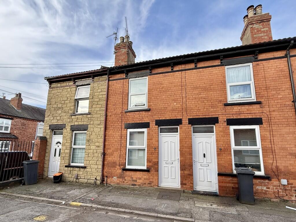 2 bed Mid Terraced House for rent in Lincoln. From Richard Watkinson & Partners - Newark