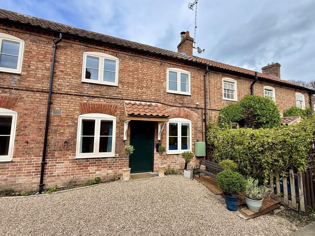 2 bed Cottage for rent in Southwell. From Richard Watkinson & Partners - Newark