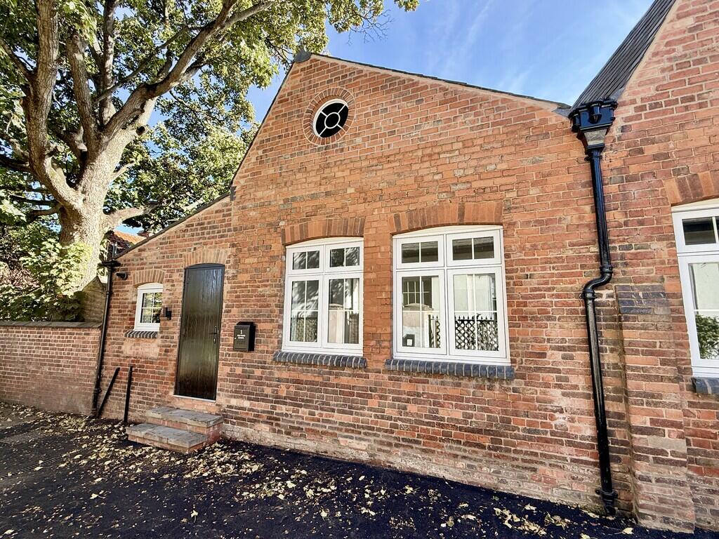 2 bed House (unspecified) for rent in Newark-on-Trent. From Richard Watkinson & Partners - Newark 2 bed House (unspecified) for rent in Newark-on-Trent. From Richard Watkinson & Partners - Newark