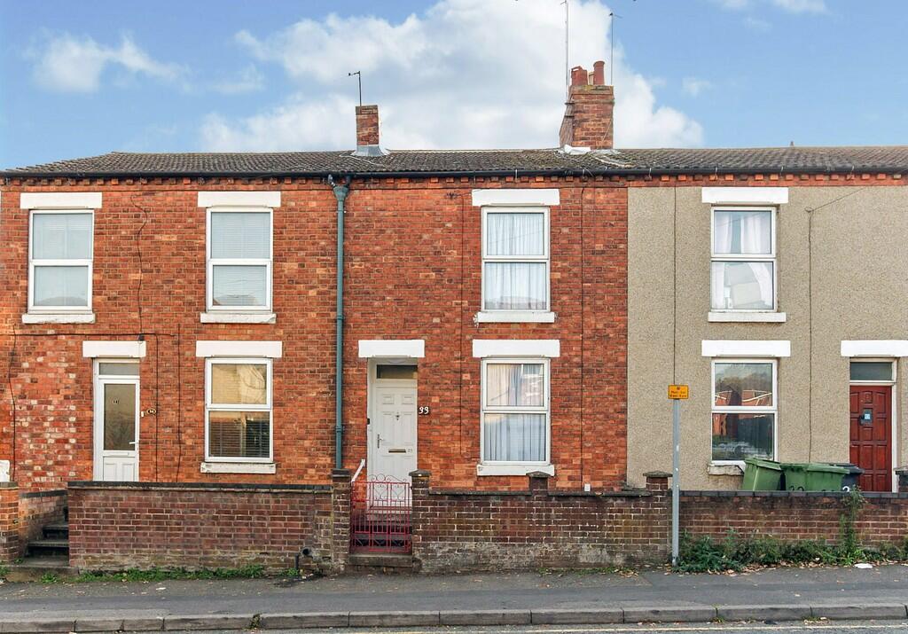 2 bed Mid Terraced House for rent in Wellingborough. From Richard James Estate Agents - Mill Hill