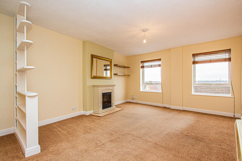 2 bed 1st Floor Flat for rent in Irthlingborough. From Richard James Estate Agents - Wellingborough