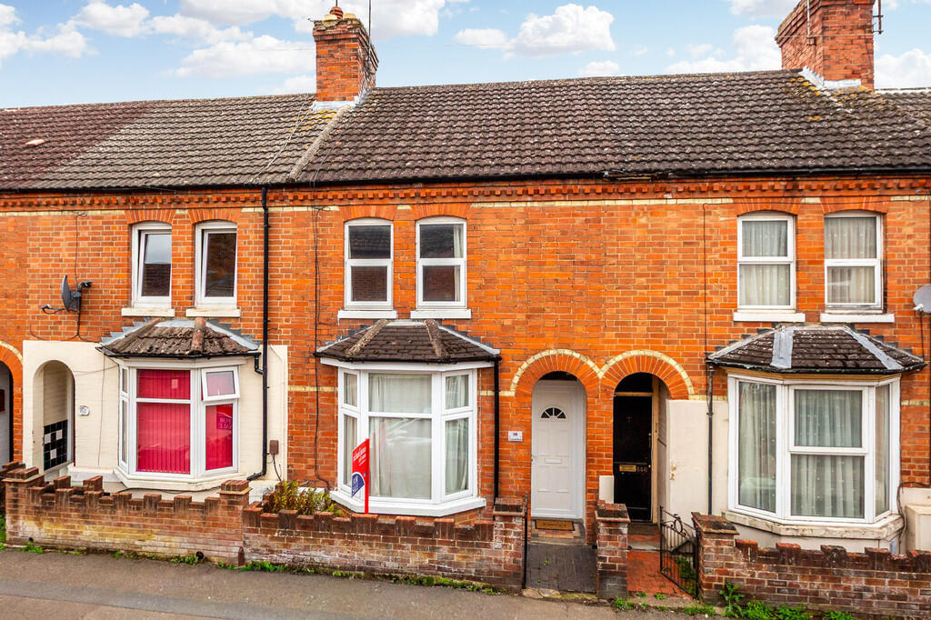 3 bed Mid Terraced House for rent in Rushden. From Richard James Estate Agents - Wellingborough