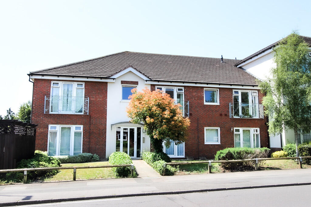 2 bed Apartment for rent in Wellingborough. From Richard James Estate Agents - Wellingborough