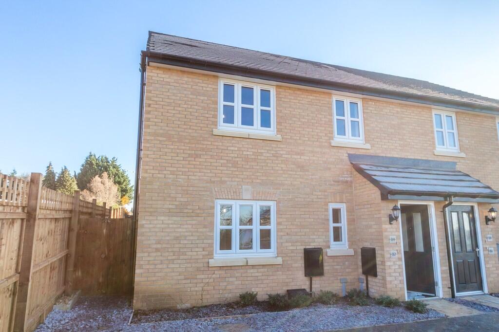 2 bed House (unspecified) for rent in Higham Ferrers. From Richard James Estate Agents - Wellingborough