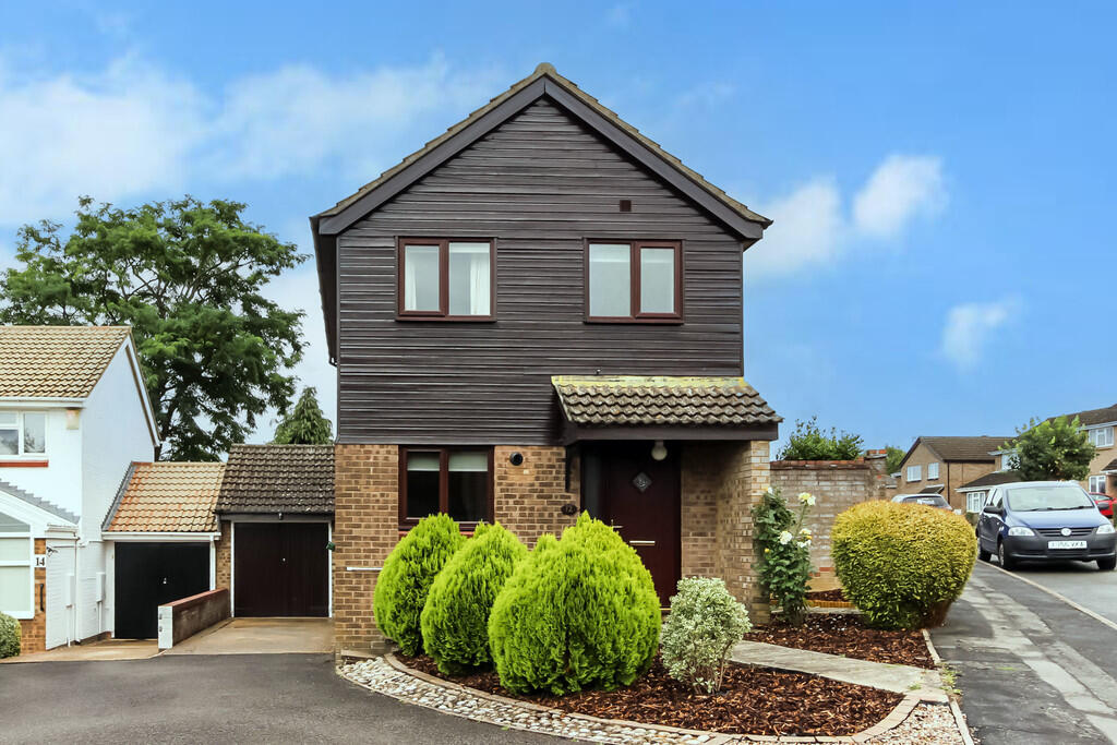 3 bed Link detached for rent in Wellingborough. From Richard James Estate Agents - Wellingborough