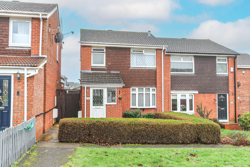 3 bed Semi Detached for rent in Wellingborough. From Richard James Estate Agents - Wellingborough 3 bed Semi Detached for rent in Wellingborough. From Richard James Estate Agents - Wellingborough