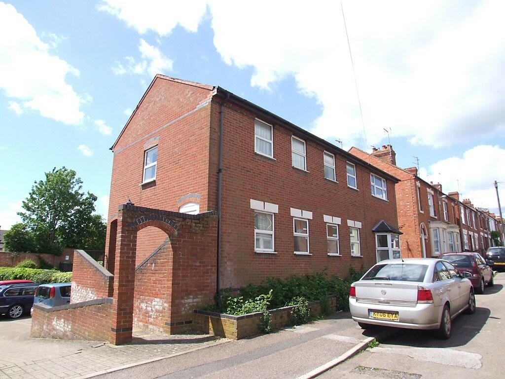 2 bed Apartment for rent in Irthlingborough. From Richard James Estate Agents - Wellingborough