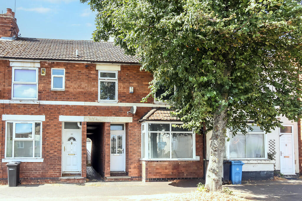 3 bed Mid Terraced House for rent in Kettering. From Richard James Estate Agents - Wellingborough