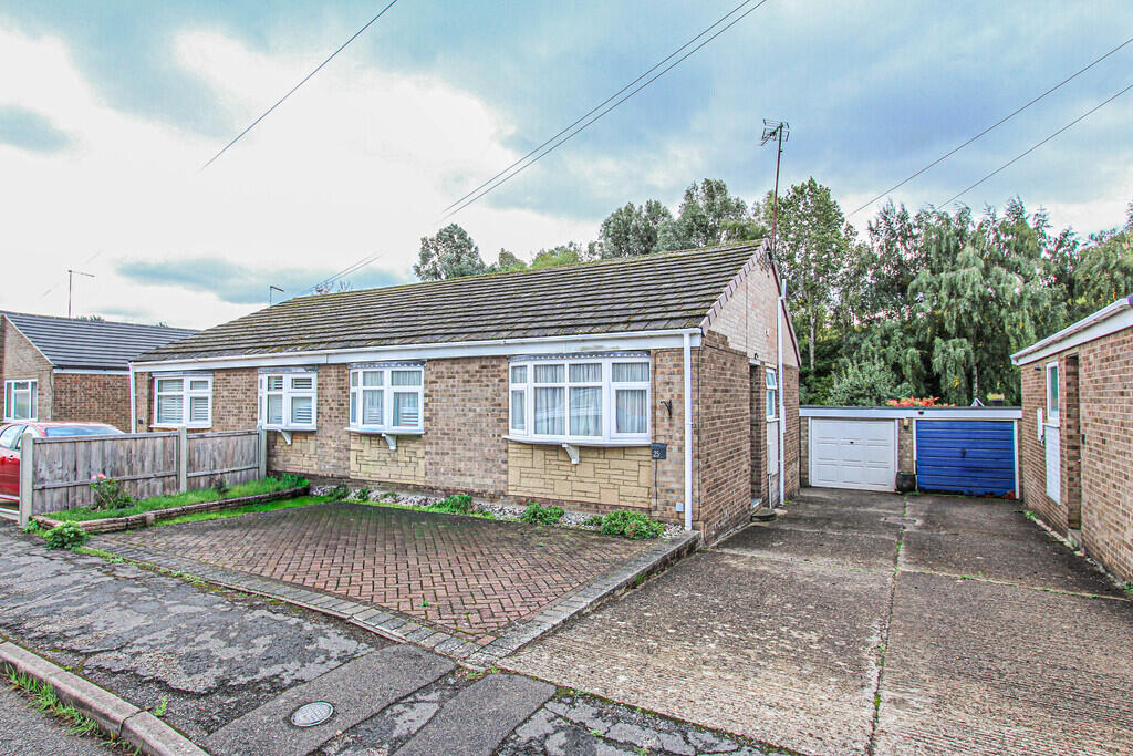 3 bed Semi-detached bungalow for rent in Weldon. From Richard James Estate Agents - Wellingborough 3 bed Semi-detached bungalow for rent in Weldon. From Richard James Estate Agents - Wellingborough