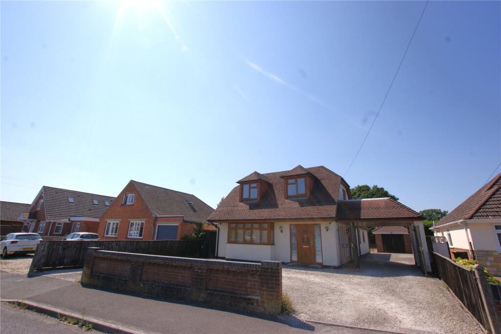 4 bed Detached for rent in Merley. From Richards Estate Agents - Wimborne