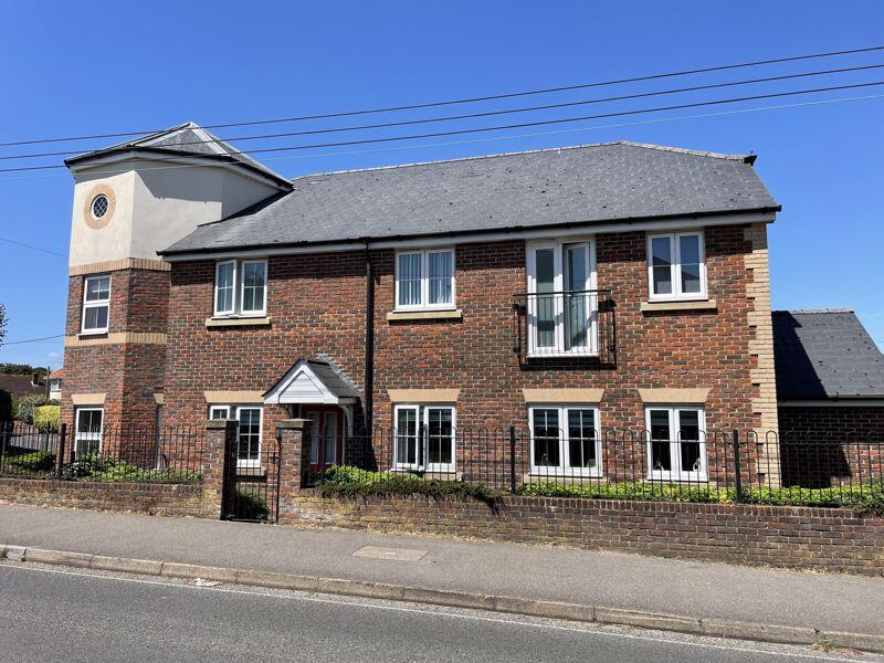 2 bed 1st Floor Flat for rent in Southampton. From Richmonds Property Services Ltd - Hedge End 2 bed 1st Floor Flat for rent in Southampton. From Richmonds Property Services Ltd - Hedge End