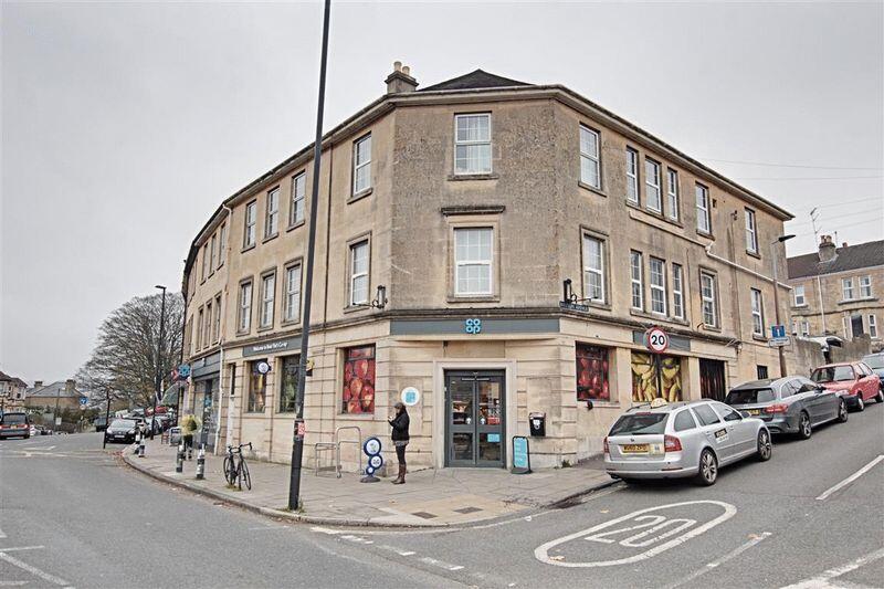 2 bed 1st Floor Flat for rent in Bath. From Wrights Residential - Trowbridge