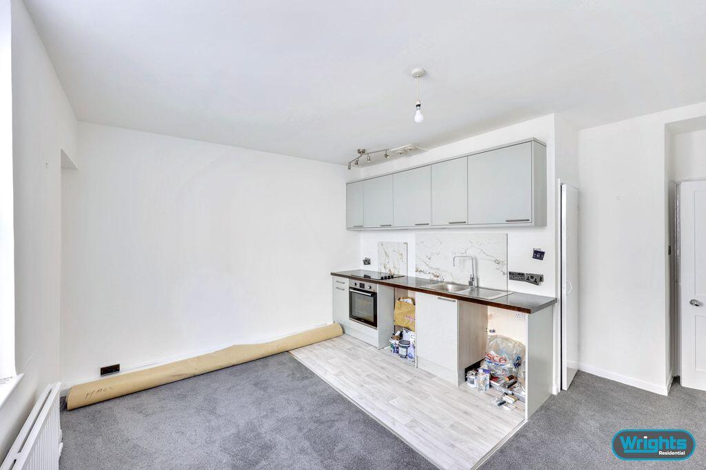1 bed 1st Floor Flat for rent in Bath. From Wrights Residential - Trowbridge