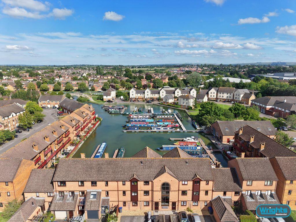 2 bed 1st Floor Flat for rent in Staverton. From Wrights Residential - Trowbridge