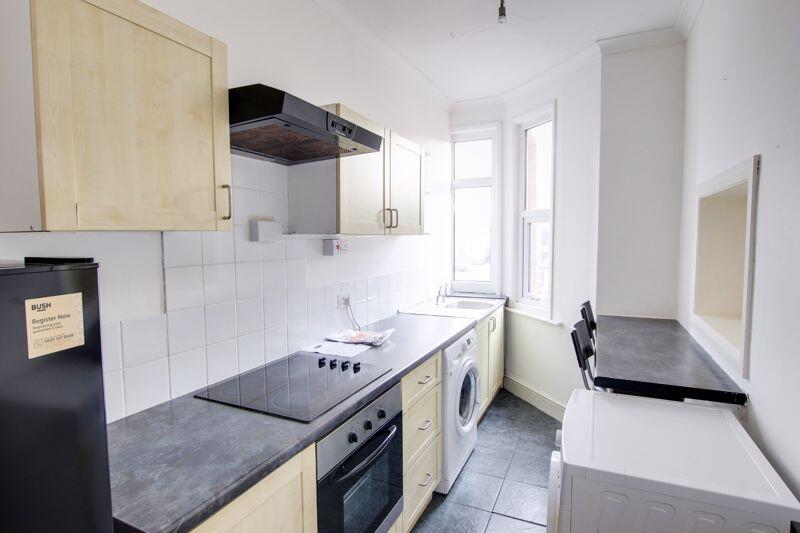 1 bed 1st Floor Flat for rent in Westbury. From Wrights Residential - Trowbridge 1 bed 1st Floor Flat for rent in Westbury. From Wrights Residential - Trowbridge