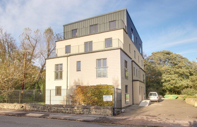 2 bed 1st Floor Flat for rent in Bath. From Wrights Residential - Trowbridge